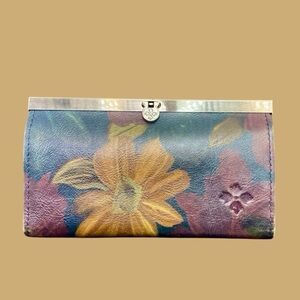 Patricia Nash Cauchy Floral Wallet Peruvian Painting Design Leather Metal Frame